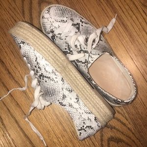 Snakeskin leather platform shoes